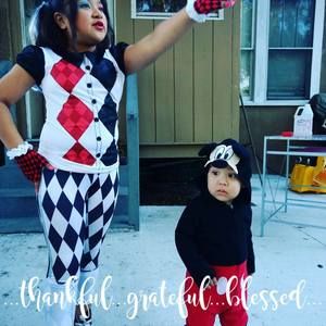 Meet your Posher, Nolvia